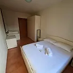 Sole Apartment *